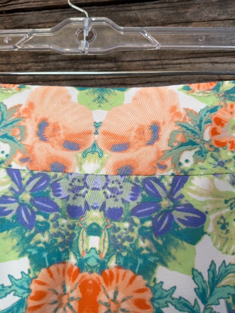 Antonio Melanie Pencil skirt , watercolor pastels green, orange, lilac, size 12 - Picture 2 of 6
